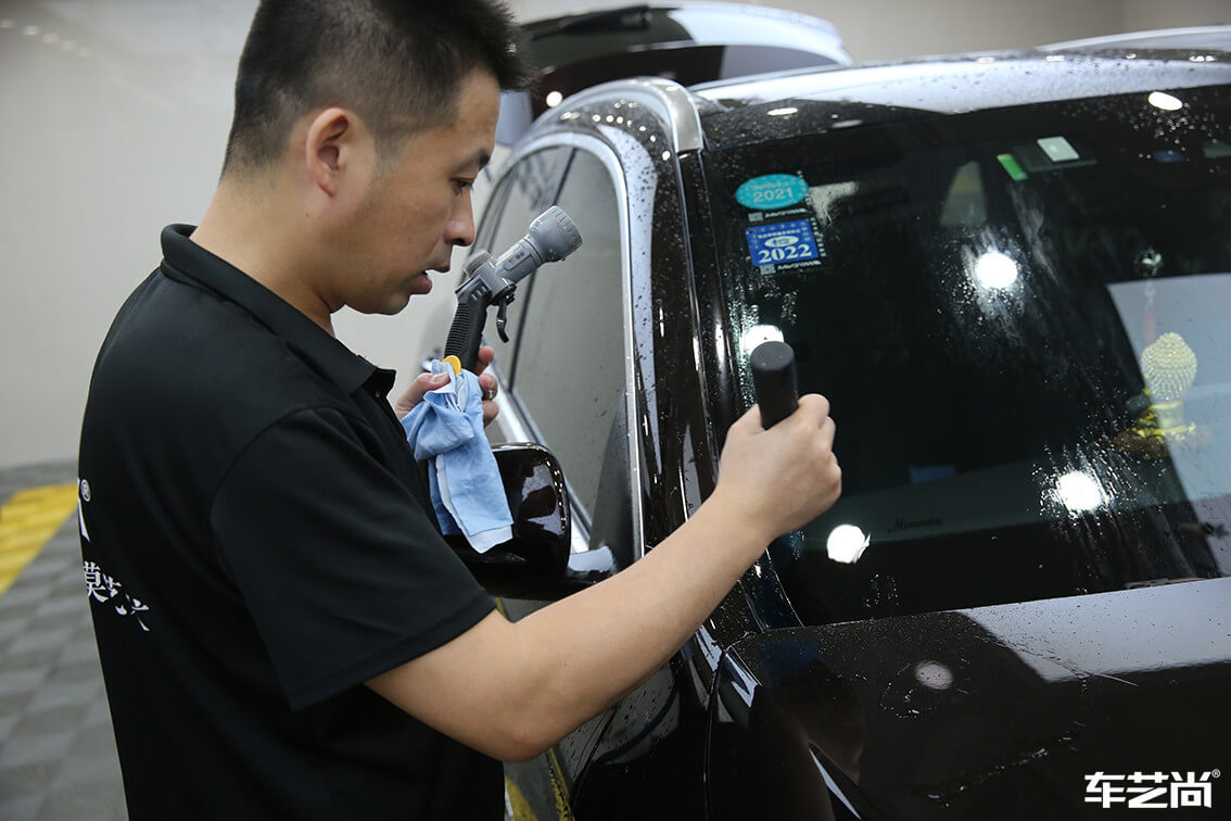 奔驰 GLC300施工威固隐形车衣案例流程展示（13）