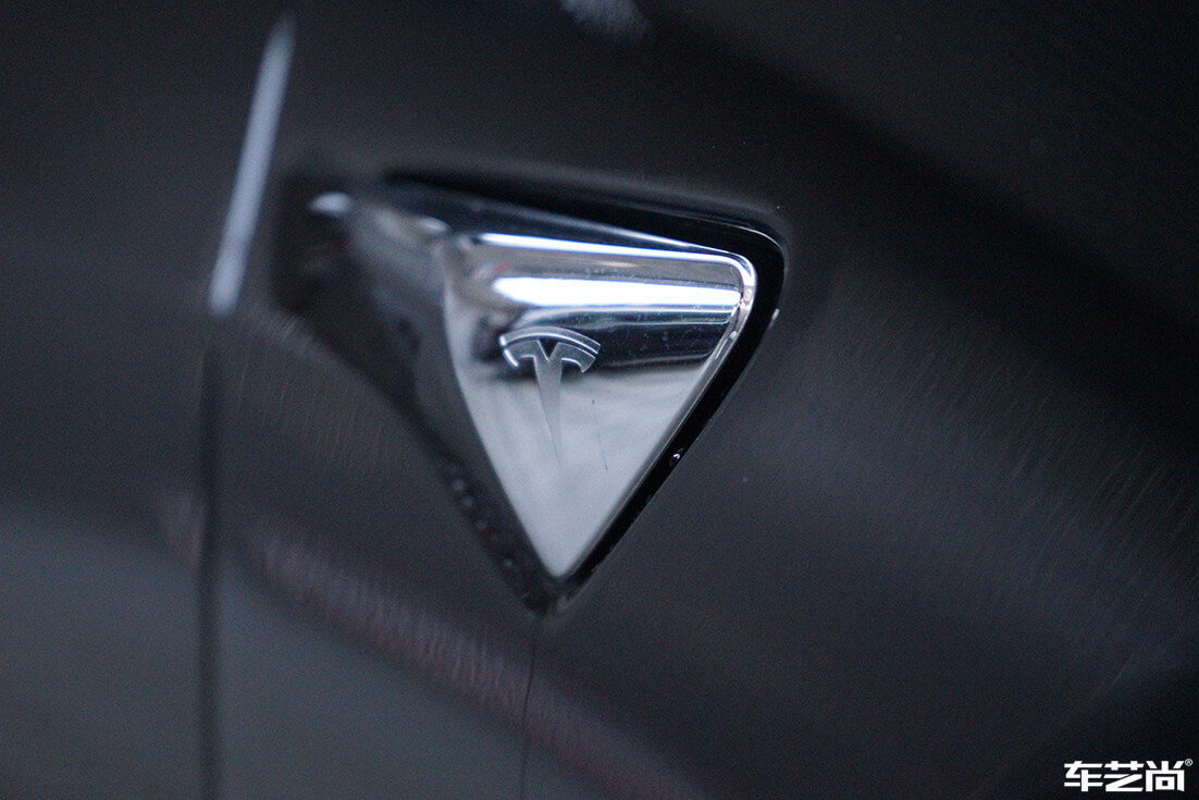 特斯拉Model 3施工威固隔热膜案例分享（13）