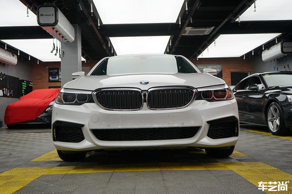 宝马5系施工隐形车衣（16）