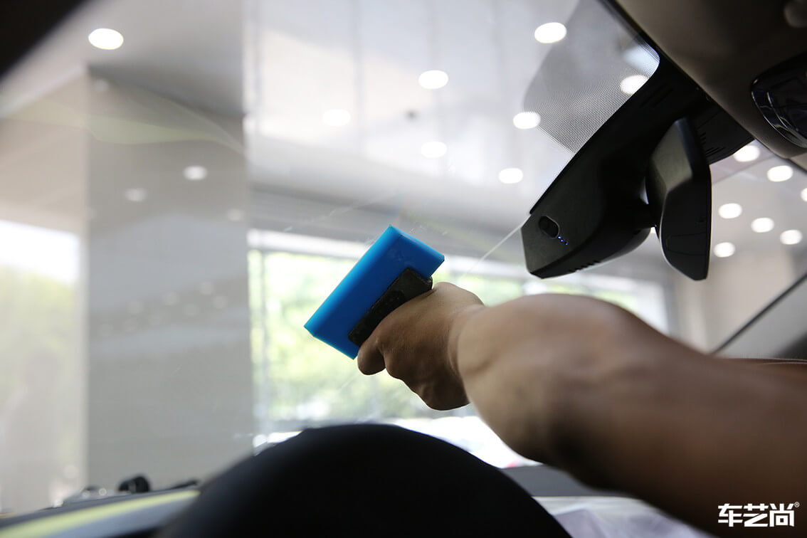 宝马3系施工隔热膜，带给您不一样的保护（13）