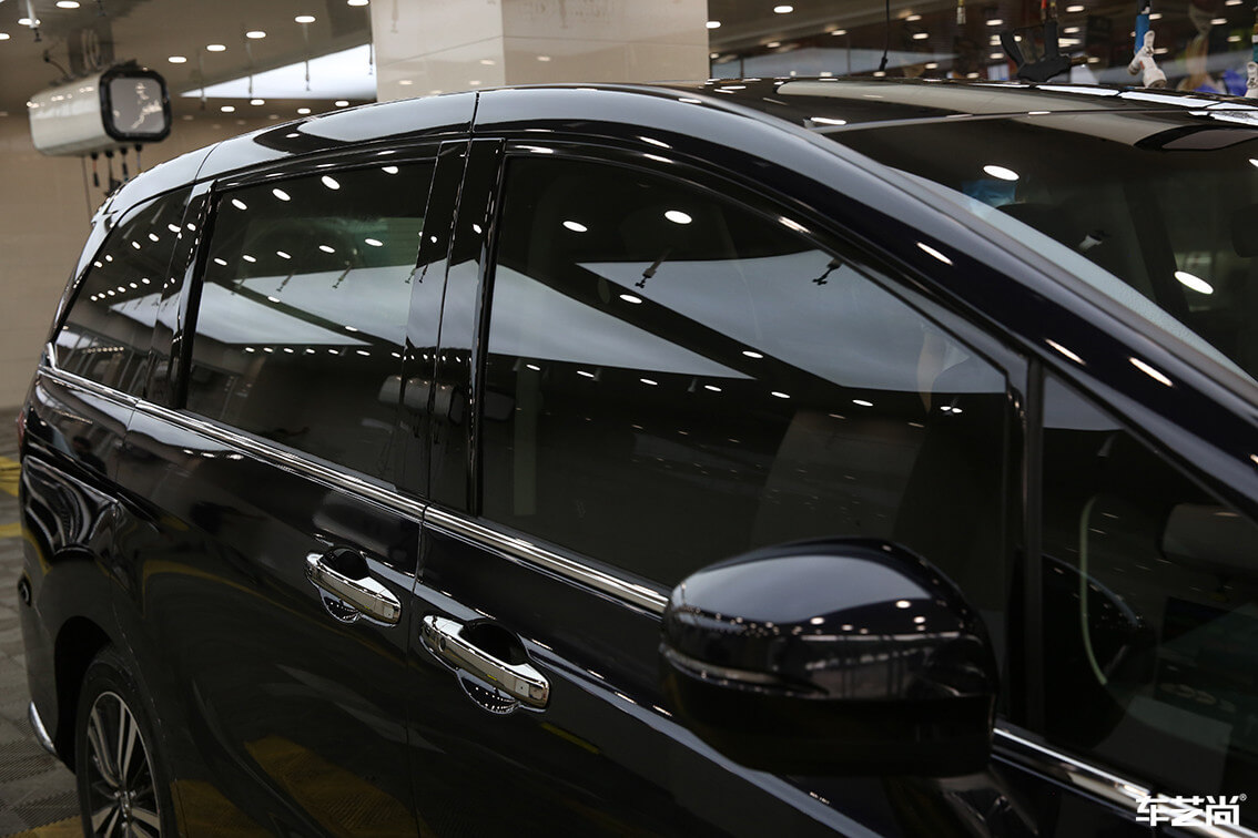 本田奥德赛选择车艺尚施工威固隔热膜，流程展示（15）