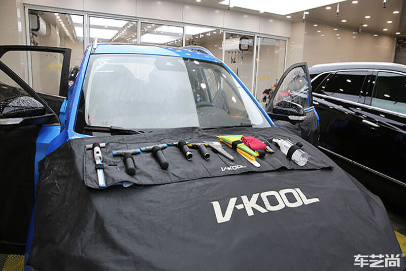 名爵ZS施工威固隔热膜施工过程展示（图三）