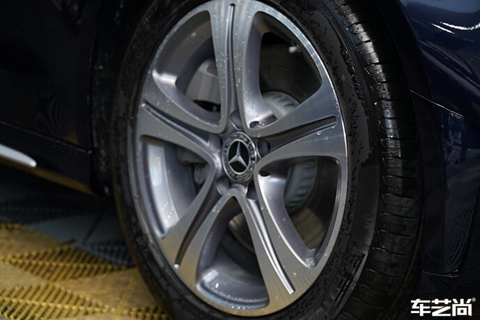 奔驰C260L贴威固隐形车衣流程图（4）