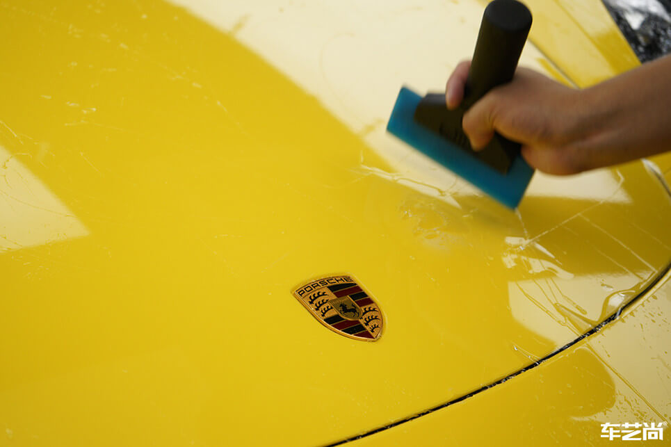 保时捷718选择贴膜施工漆面保护膜（12
