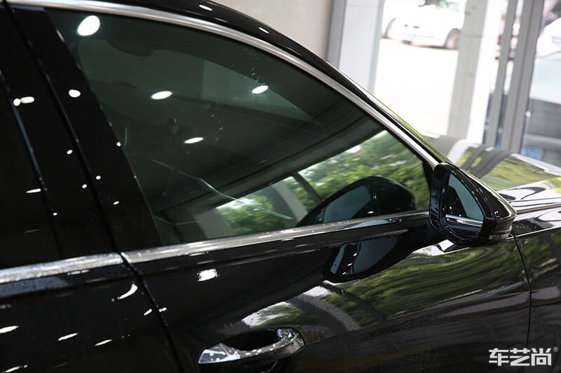 奥迪A6L施工威固隔热膜效果展示（图三）