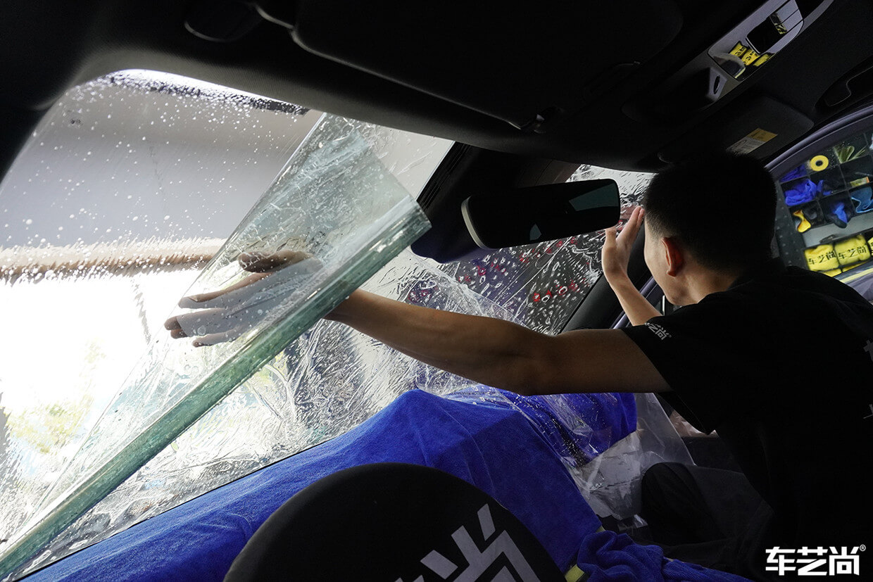 蔚来ES8施工威固玻璃膜案例展示（9）