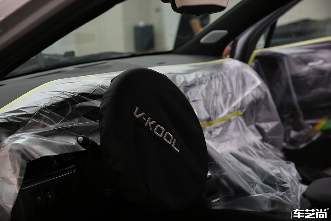 凯迪拉克装贴威固隔热膜，施工流程展示（1）