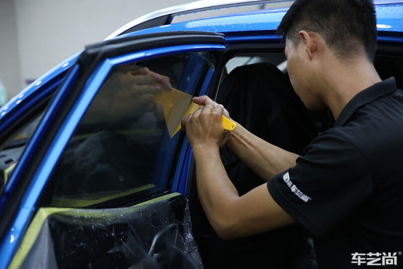 名爵ZS施工威固隔热膜施工过程展示（图十三）