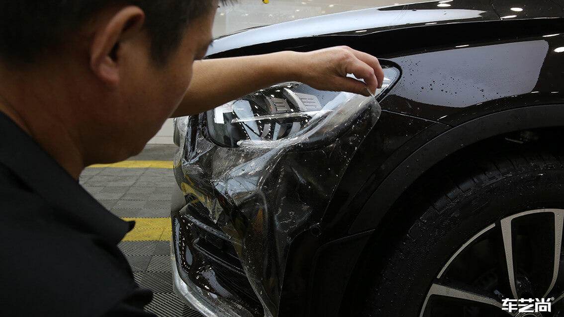 奔驰 GLC300施工威固隐形车衣案例流程展示（8）