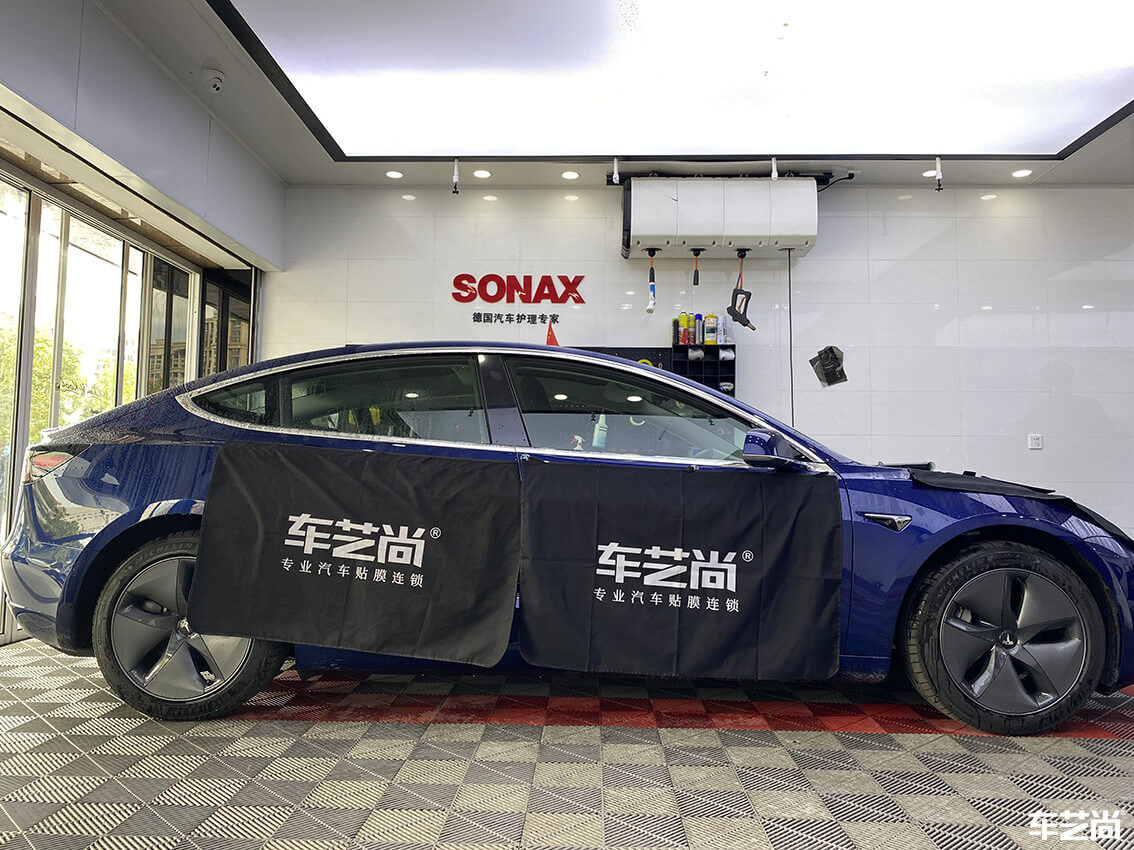 特斯拉Model 3施工威固隔热膜案例分享（4）