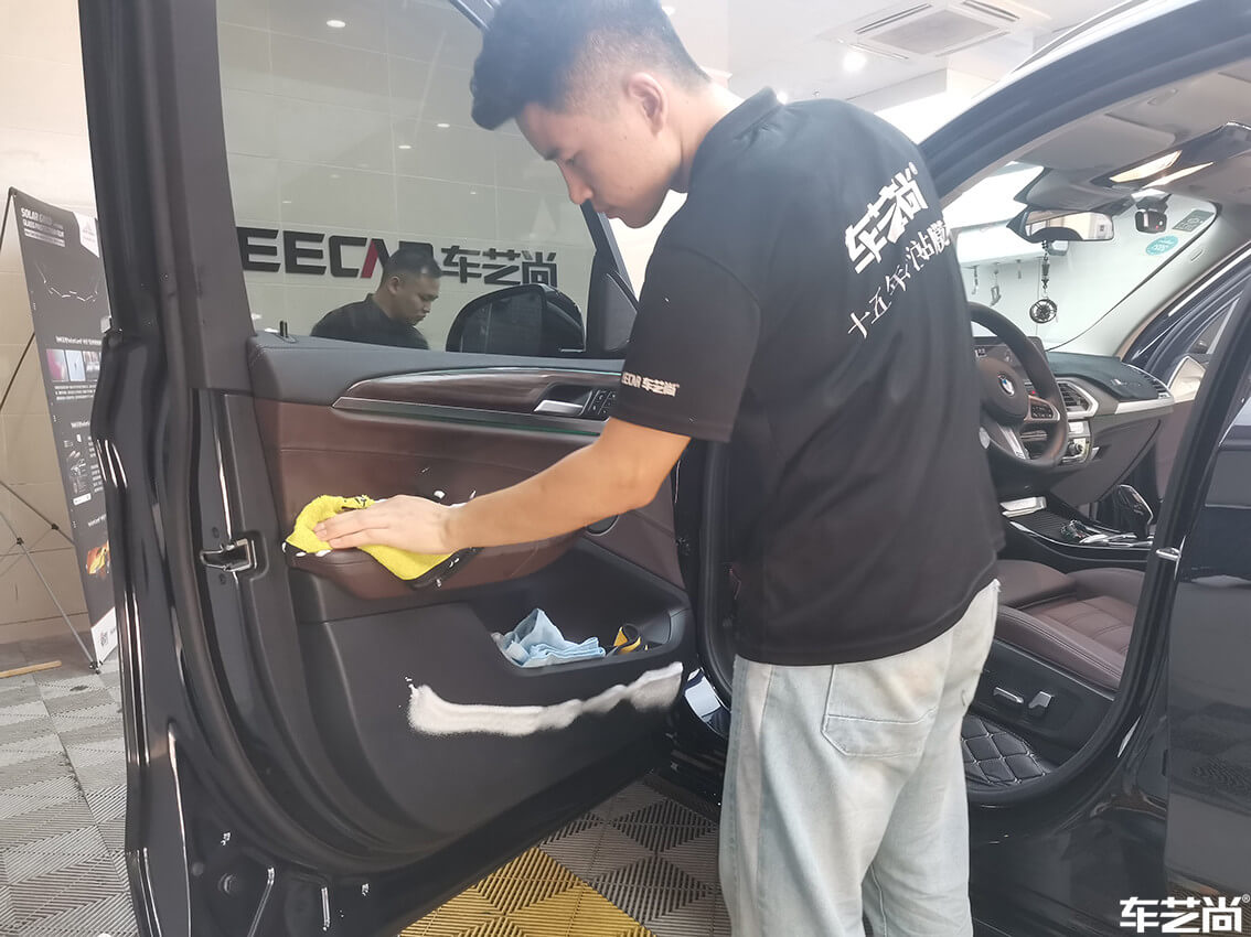 莘庄店施工案例：宝马X3镀膜美容洗车（5）