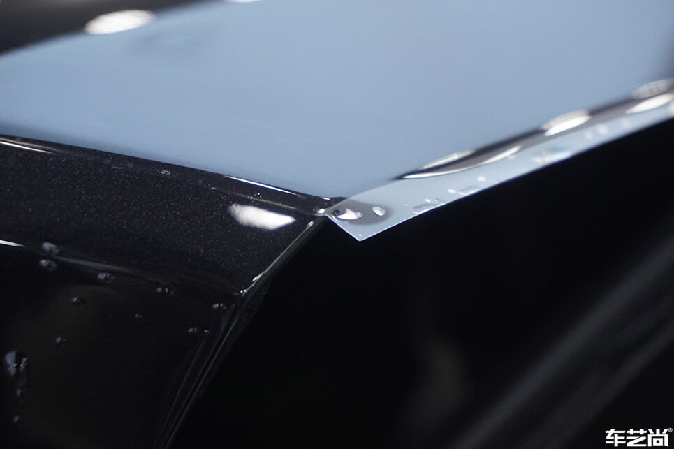 奥迪 A8装贴威固隐形车衣，施工流程展示（9）