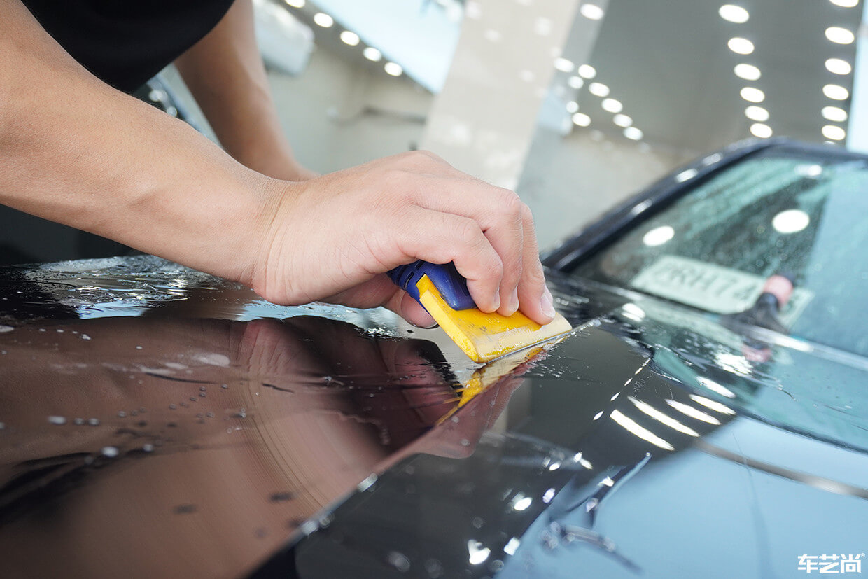 宝马7系装贴威固隐形车衣，案例流程展示（5）