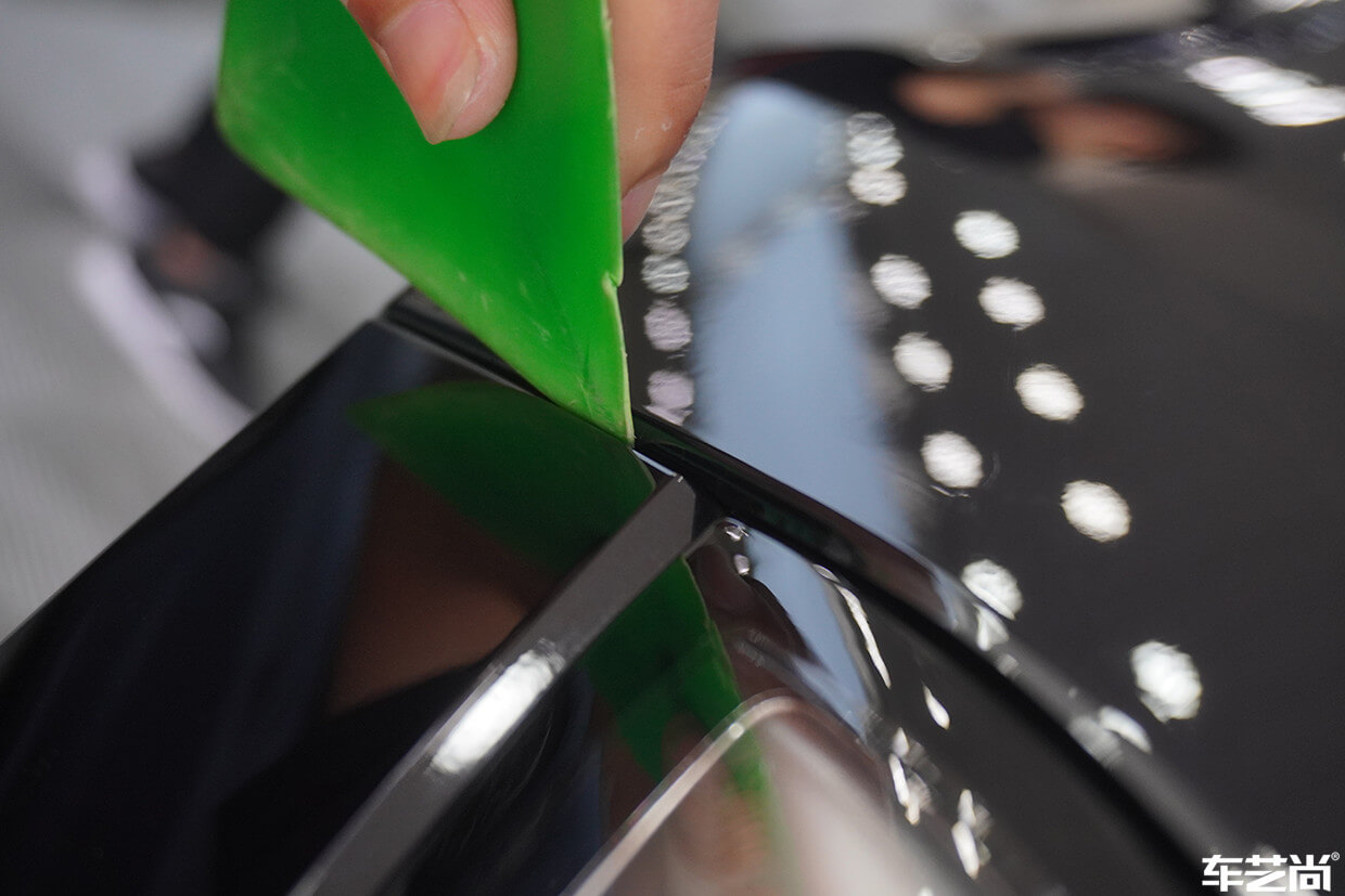 宝马3系装贴威固隐形车衣，施工流程展示（7）