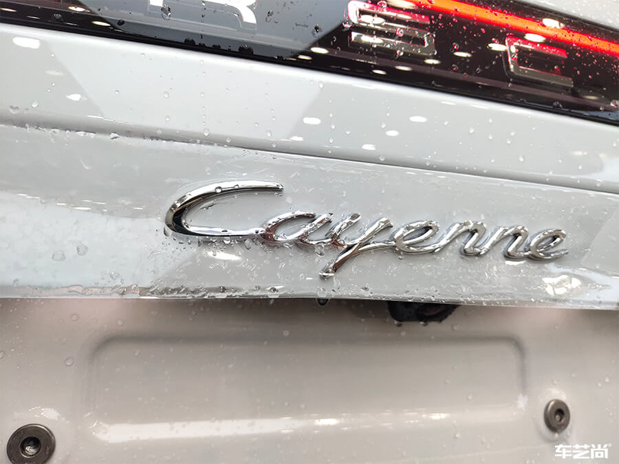 保时捷卡宴施工威固透明隐形车衣（12）