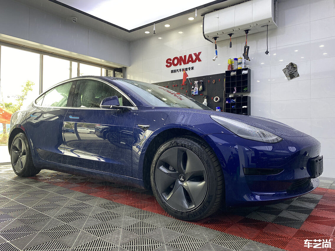 特斯拉Model 3施工威固隔热膜案例分享（2）