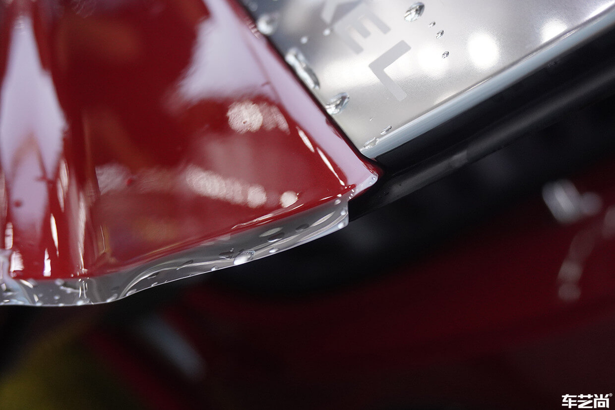 捷豹XEL装贴威固漆面保护膜流程展示（4）