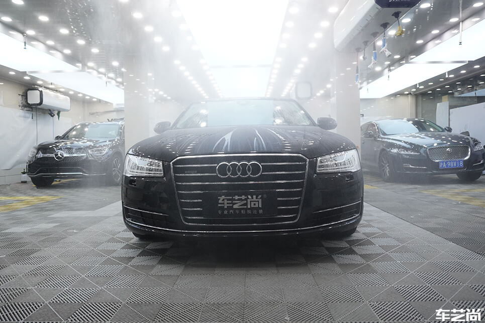 奥迪 A8装贴威固隐形车衣，施工流程展示（2）