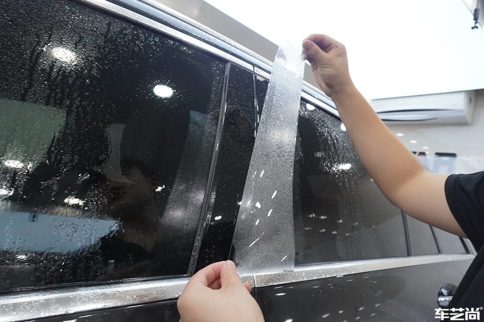 奥迪 A8装贴威固隐形车衣，施工流程展示（6）