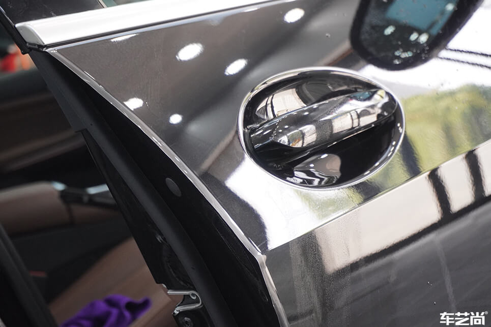 宝马X5装贴威固隐形车衣，施工流程展示（9）