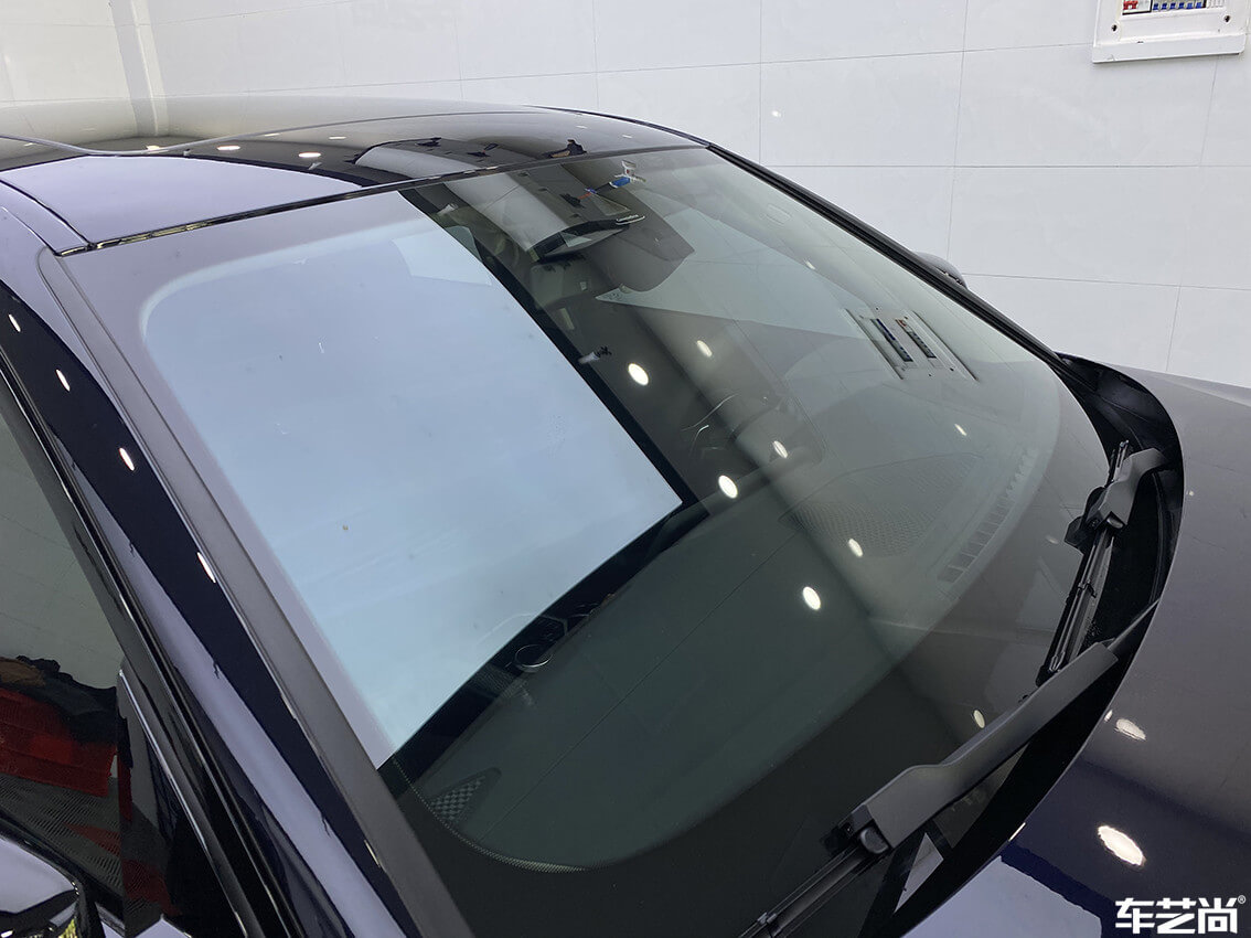 宝马3系装贴威固隔热膜（12）