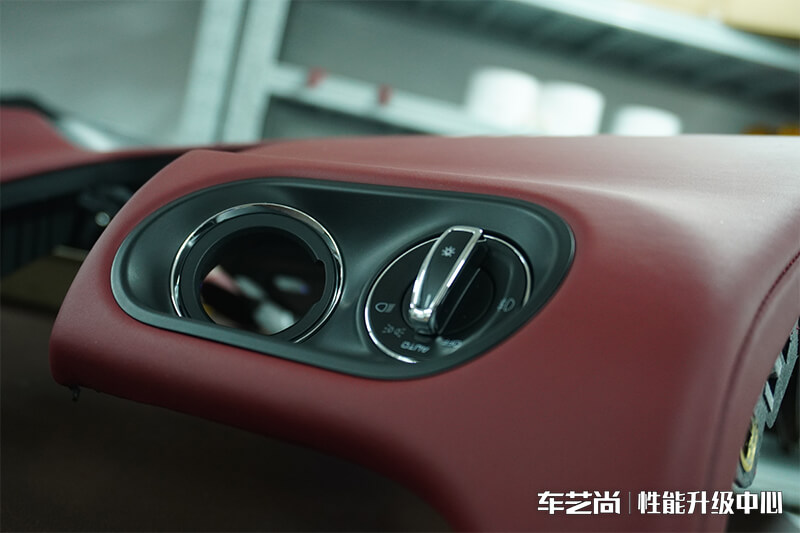 保时捷Nappa真皮内饰效果图