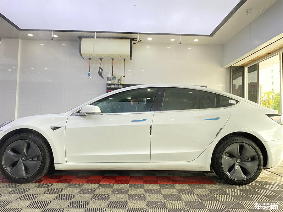 特斯拉Model 3施工威固隔热膜施工案例分享（9）