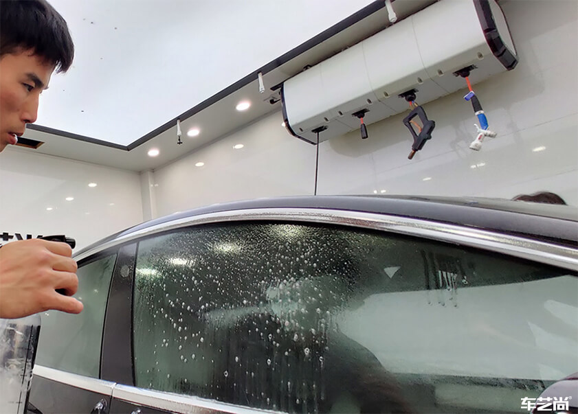 特斯拉Model 3施工威固隔热膜施工流程分享（7）