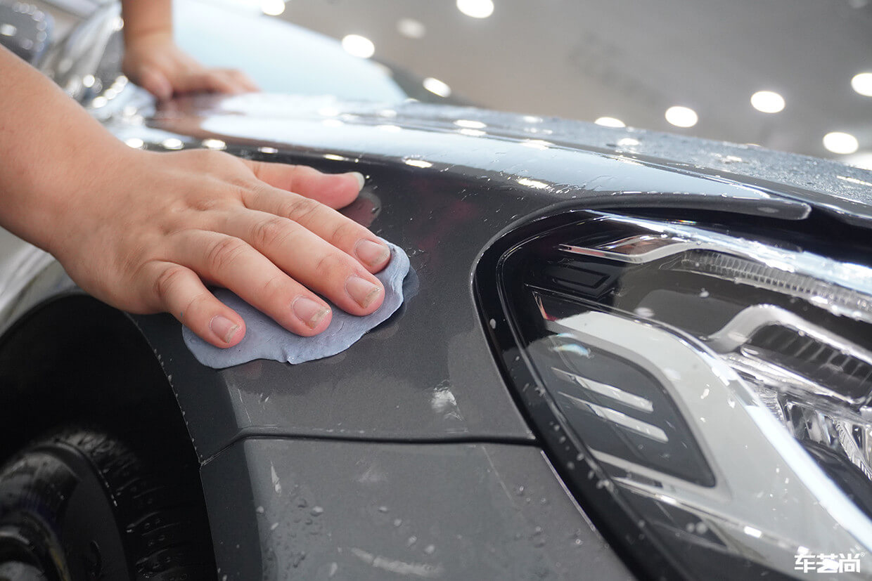 奔驰C260L施工威固隐形车衣，施工流程展示（1）