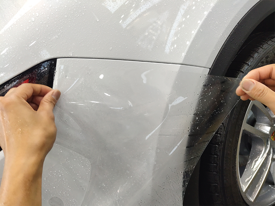 隐形车衣自动修复的原因