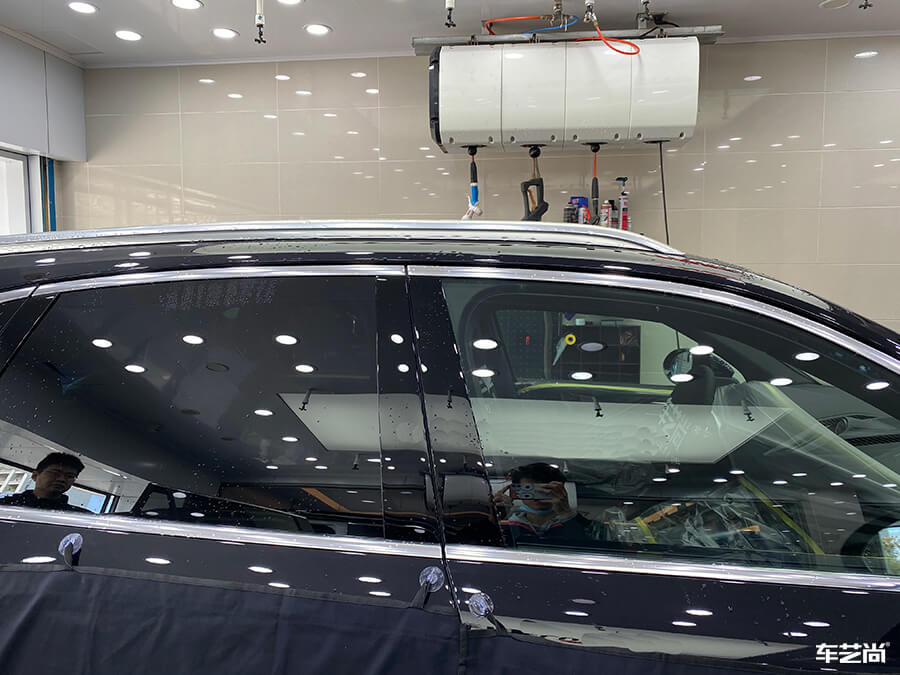 保时捷卡宴装贴威固VK70-K35，施工流程展示（9）