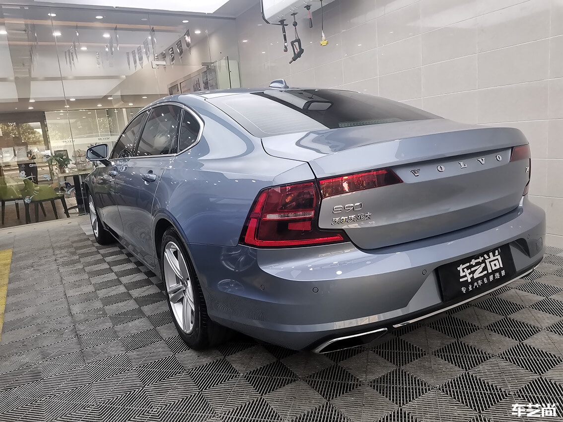 车艺尚莘庄店施工沃尔沃S90，水晶镀膜流程展示（13）