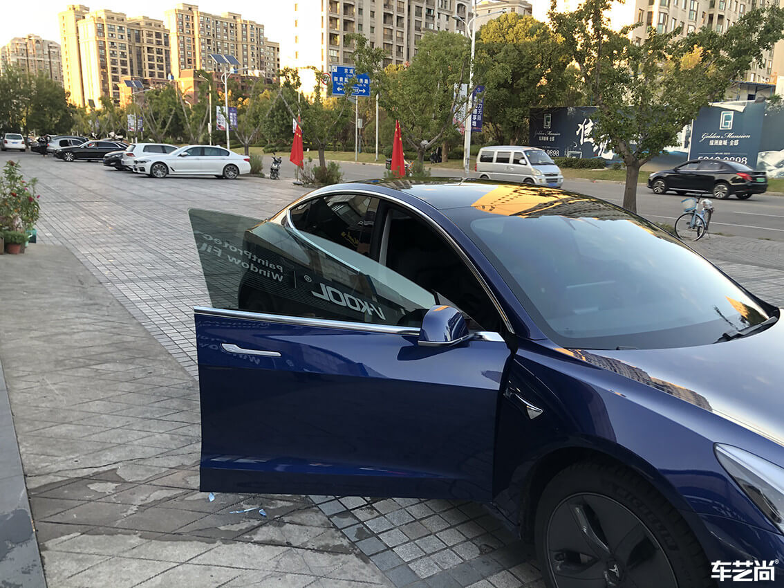 特斯拉Model 3施工威固隔热膜案例分享（13）