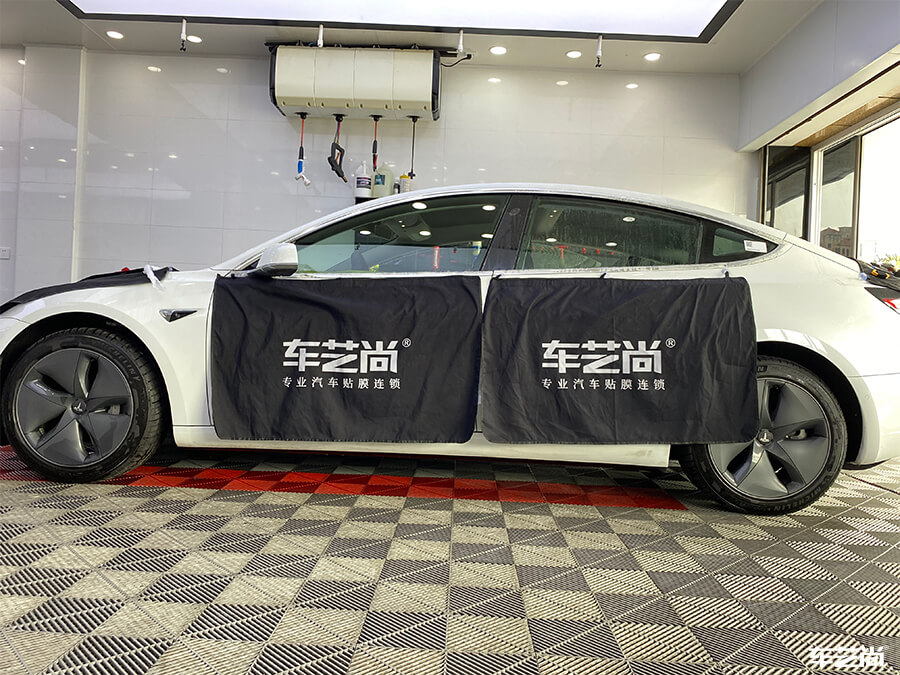 特斯拉Model 3施工威固隔热膜施工案例分享（1）