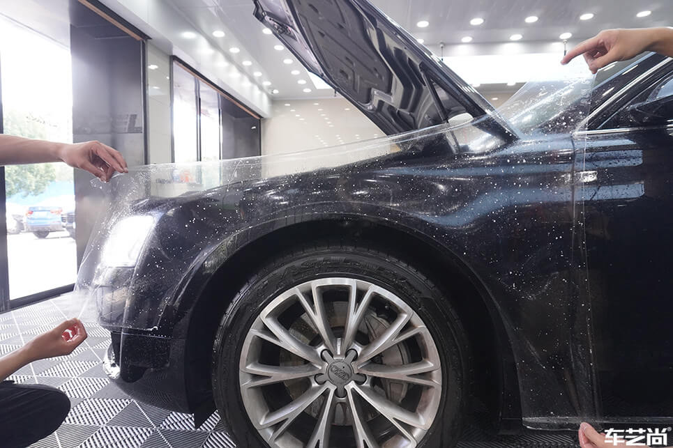 奥迪 A8装贴威固隐形车衣，施工流程展示（5）