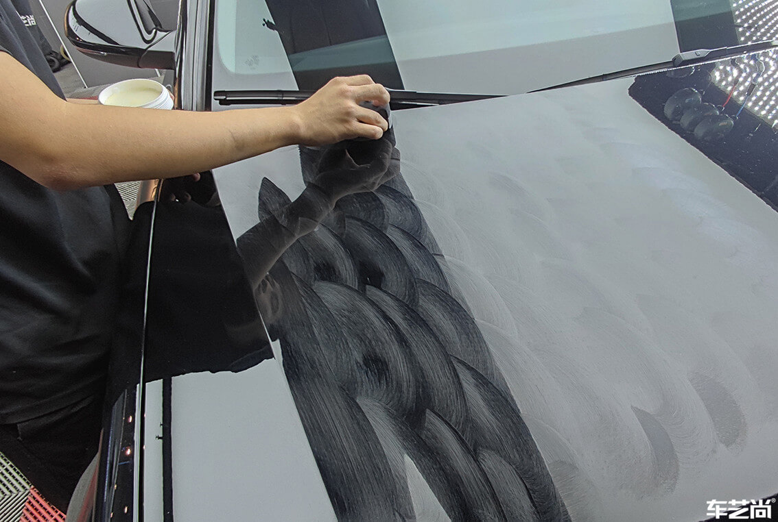 奥迪A6选用索纳克斯在车艺尚进行精细洗车（8）