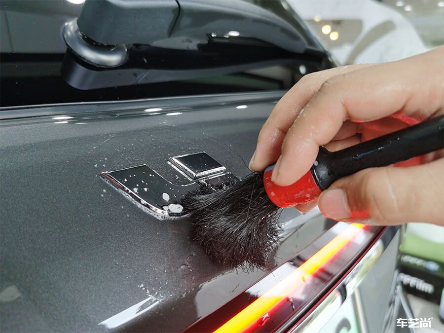 理想ONE实贴威固隐形车衣，施工流程展示（2）