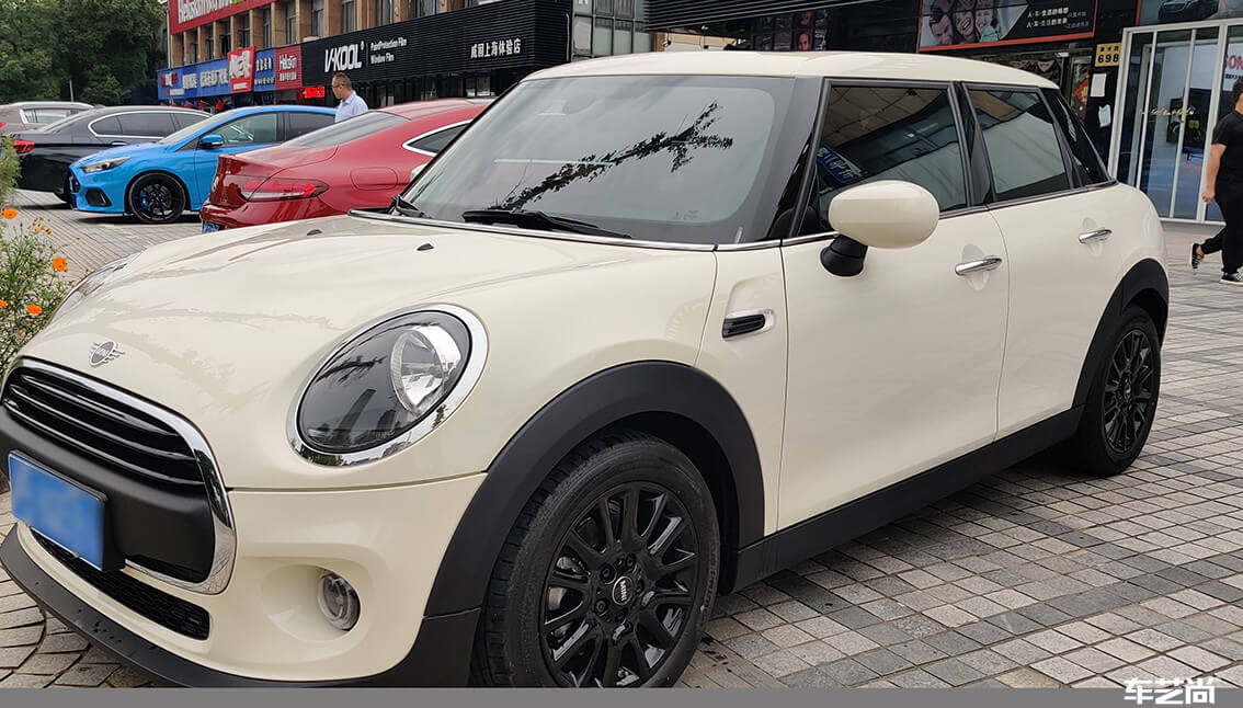 车艺尚为Mini装贴威固玻璃膜，施工案例展示（15）