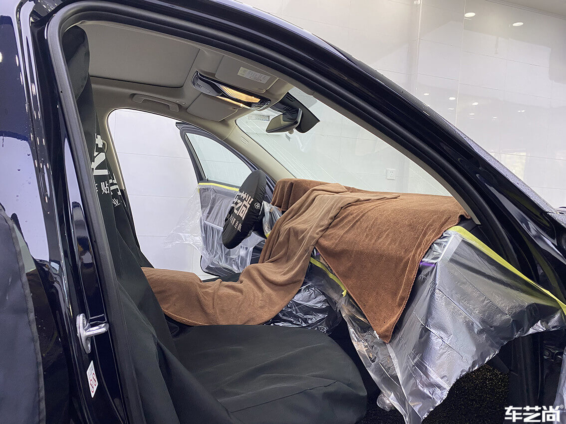 宝马3系装贴威固隔热膜（4）