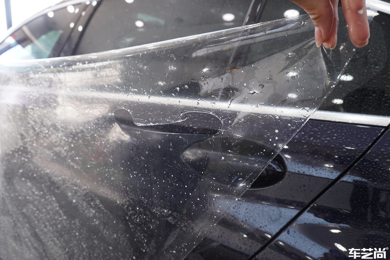 宝马3系装贴威固隐形车衣，施工流程展示（3）
