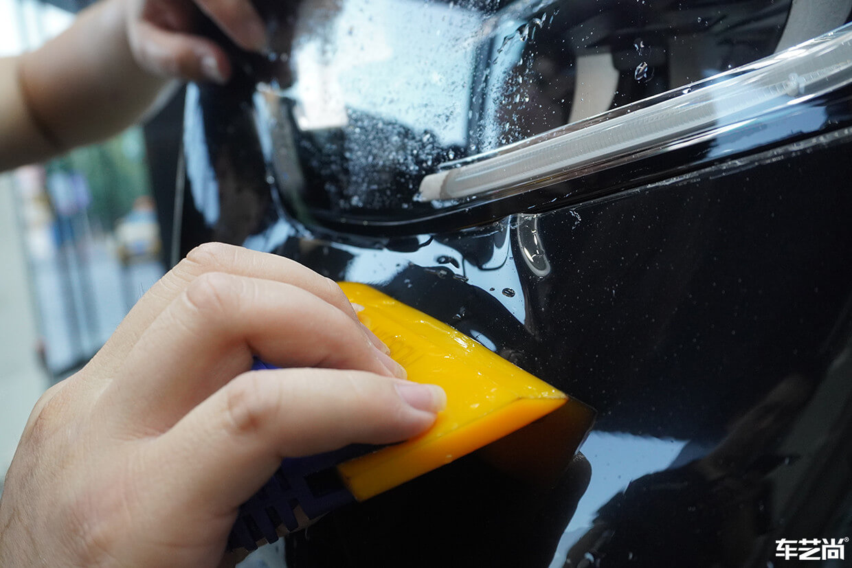 奔驰 GLC300施工威固隐形车衣案例流程展示（8）