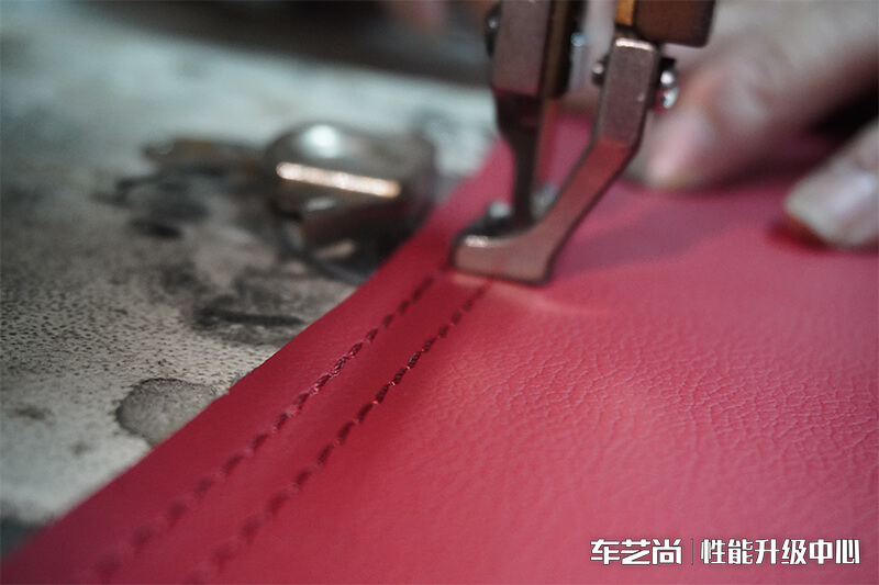 纯手工真皮内饰升级