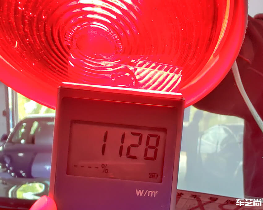 奔驰E300L施工威固漆面保护膜案例流程展示（5）