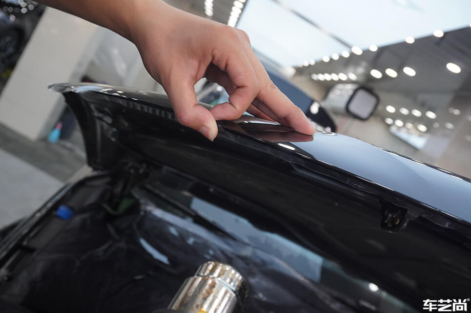 奥迪 A8装贴威固隐形车衣，施工流程展示（12）
