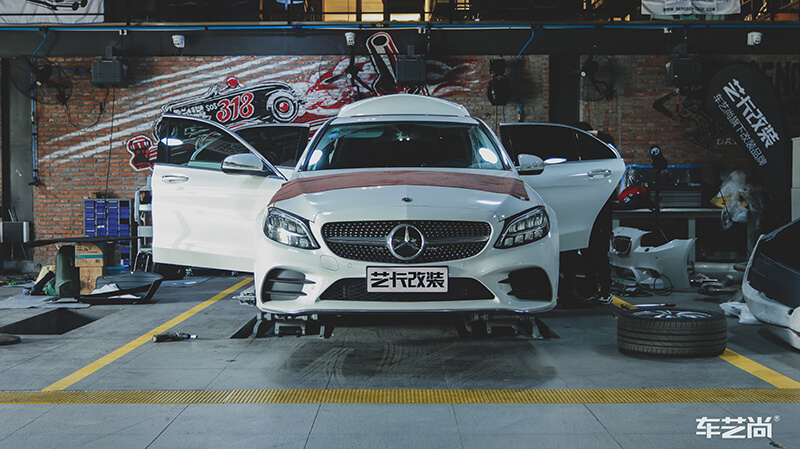 奔驰C63胎压监测