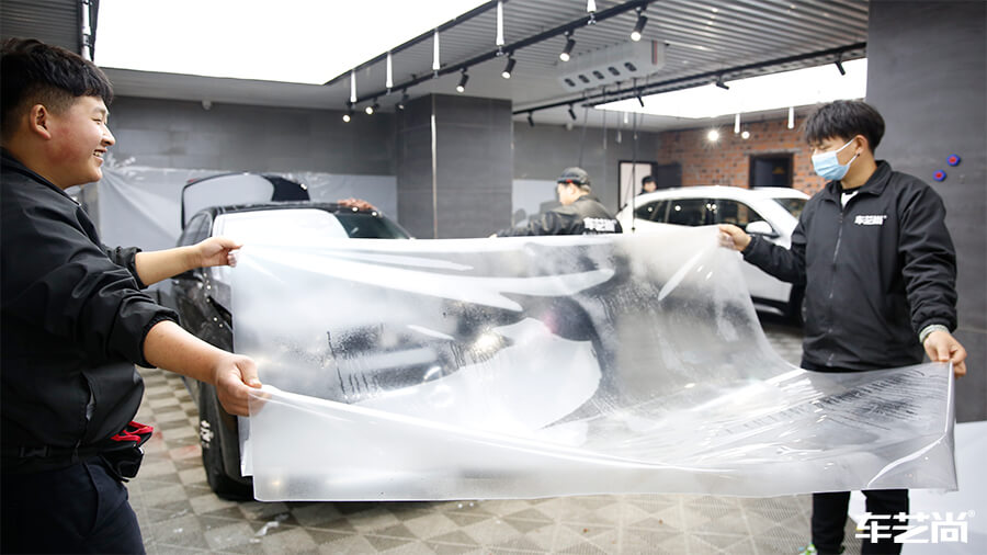 奔驰E300L装贴威固漆面保护膜案例展示（2）