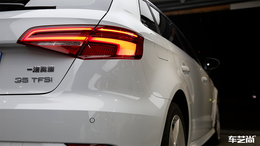 奥迪 A3装贴威固隔热膜，施工流程展示（11）