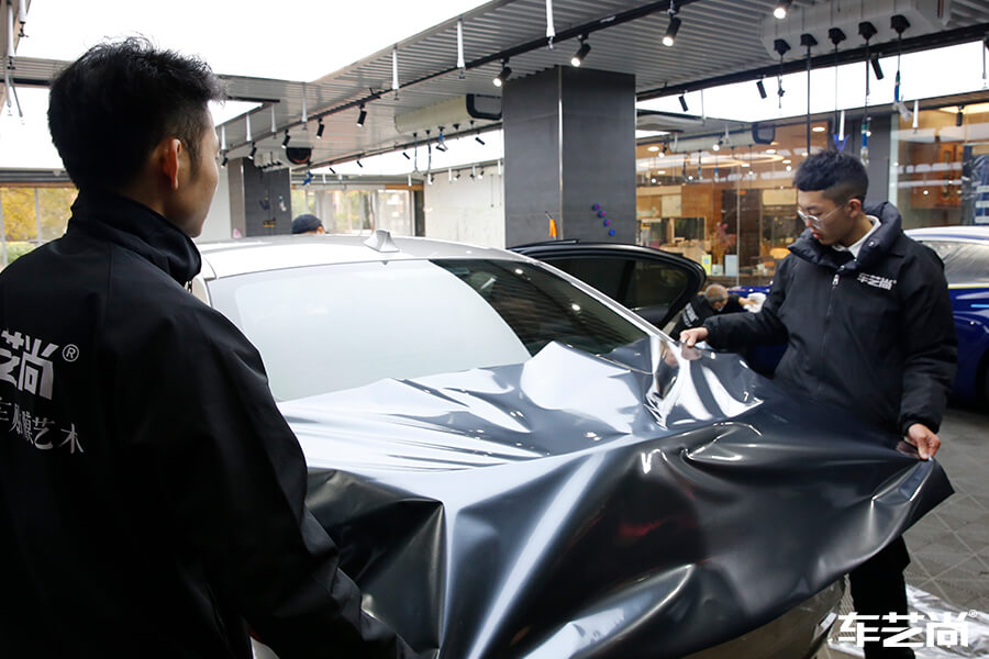 车身改色贴膜怎么样？施工流程展示（2）