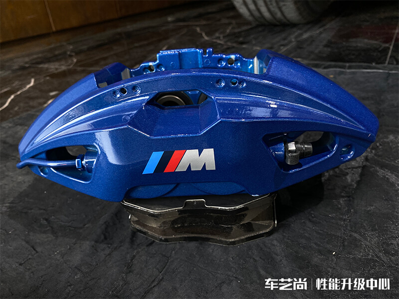 宝马原厂刹车卡钳