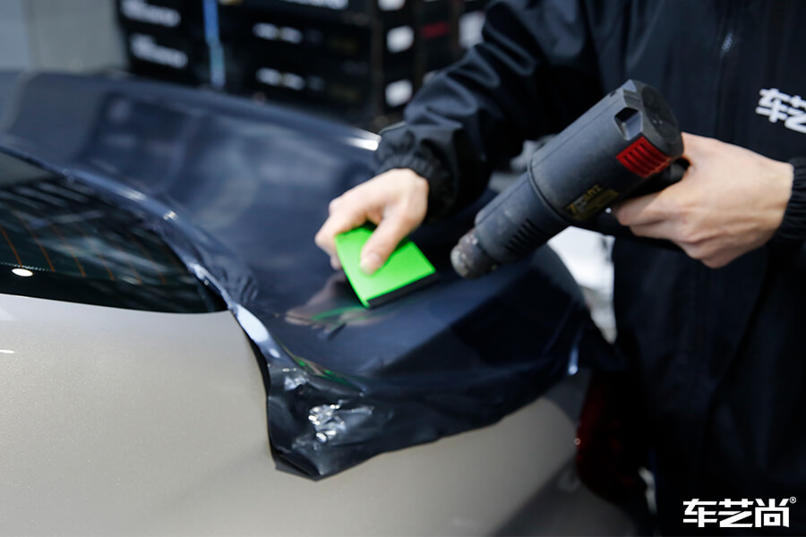 车身改色贴膜怎么样？施工流程展示（5）